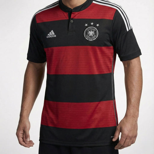 חולצת משחק גרמניה חוץ 2014 - TheFutbolistaCloset