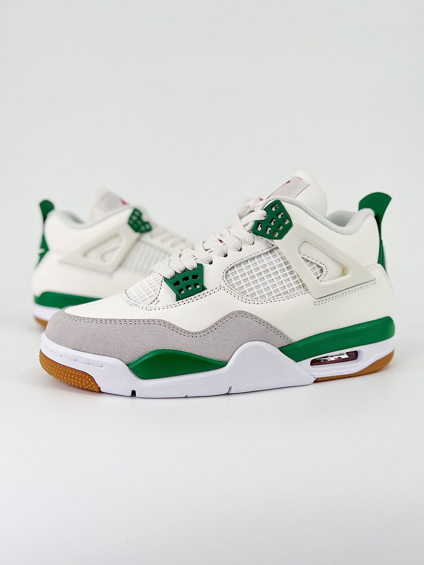 Air Jordan 4 Retro Green – TheFutbolistaCloset