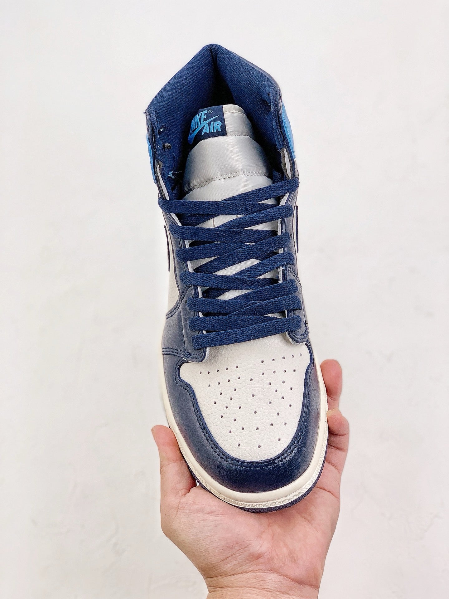 Jordan 1 retro high OG popular Obsidian