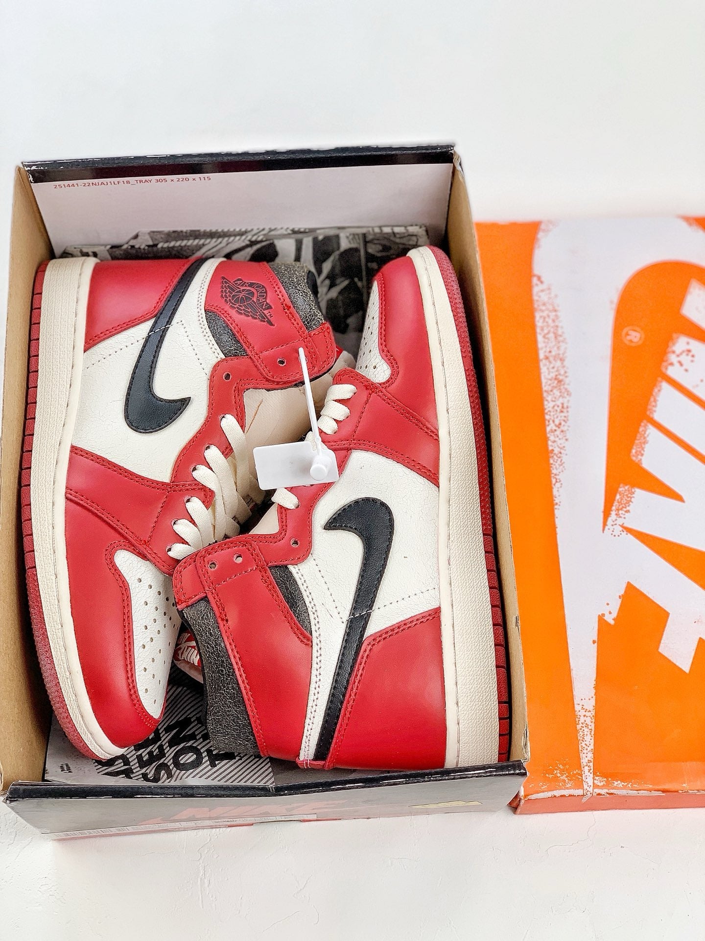 Jordan 1 Retro High OG Chicago Lost and Found