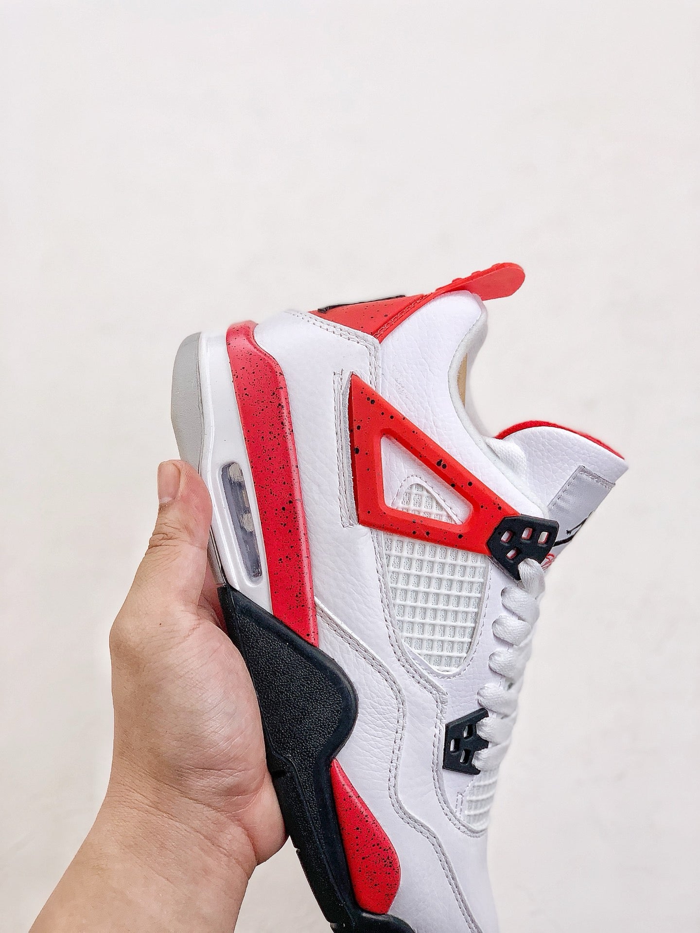 Air Jordan 4 Retro Red Cement