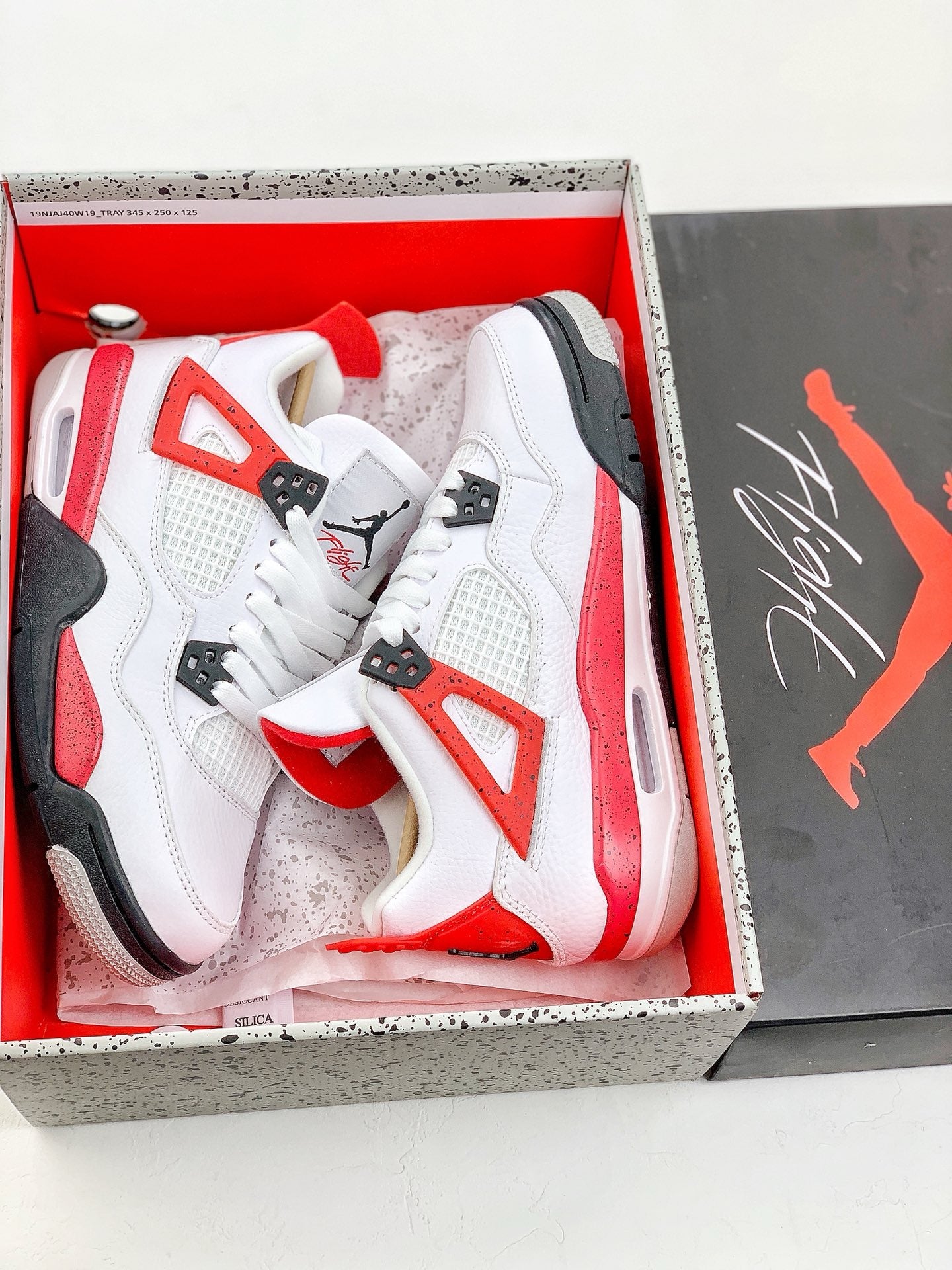 Air Jordan 4 Retro Red Cement