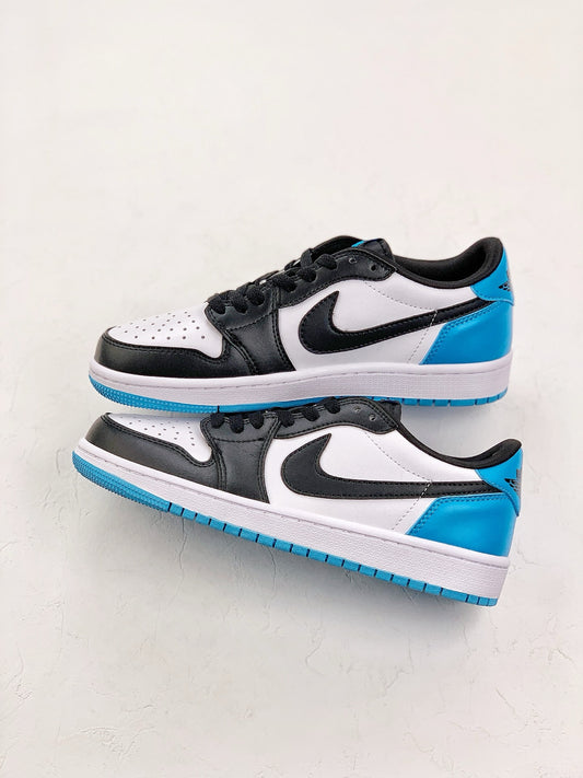 Jordan 1 Retro Low OG Powder Blue