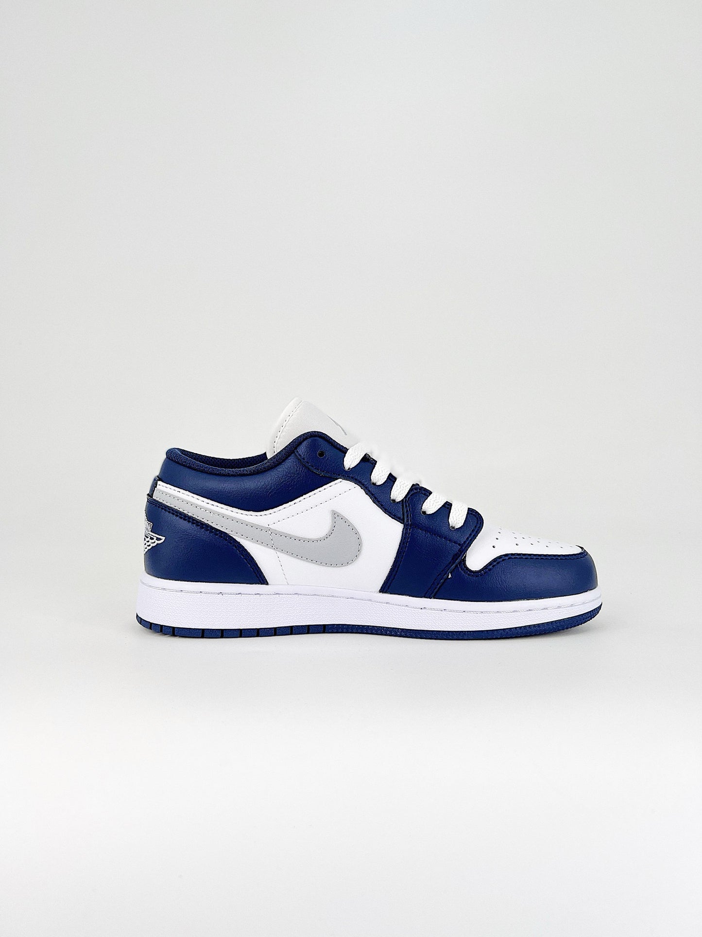 Air Jordan 1 Low Midnight Navy