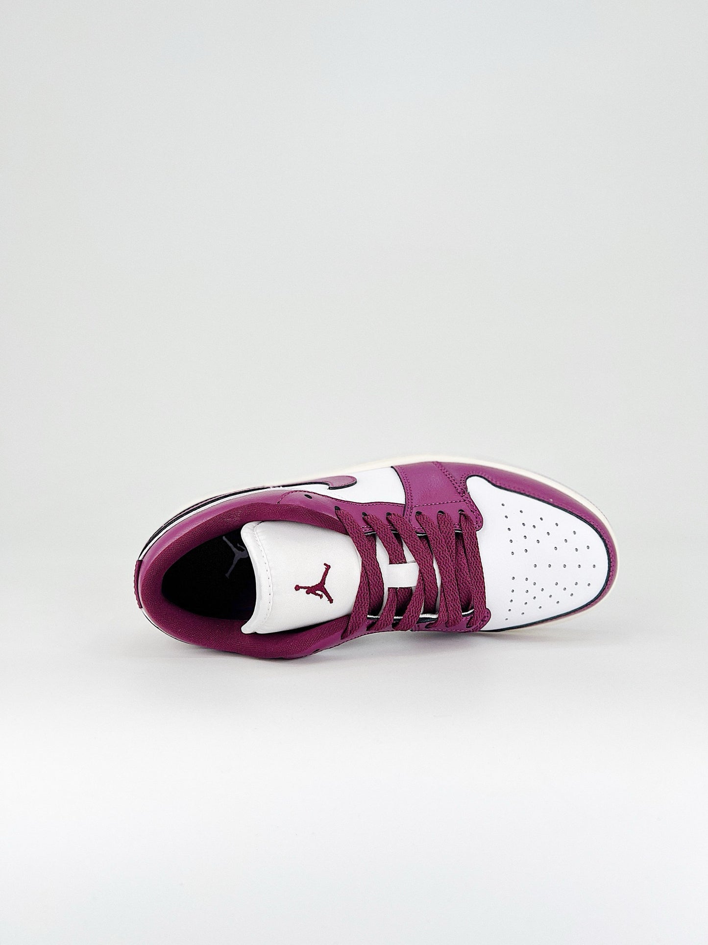 Air Jordan 1 Low Fireberry