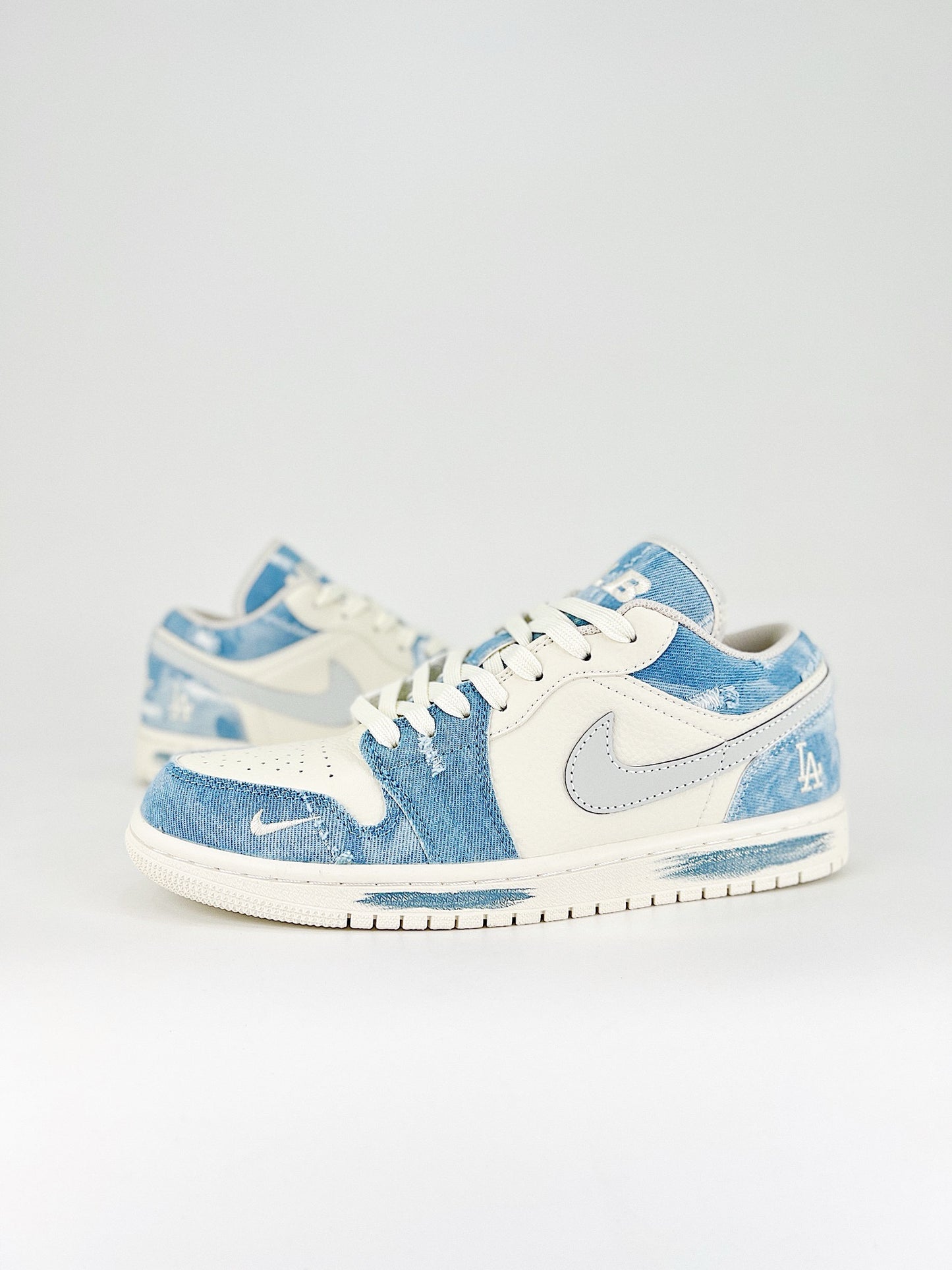 Air Jordan 1 Low Washed Denim