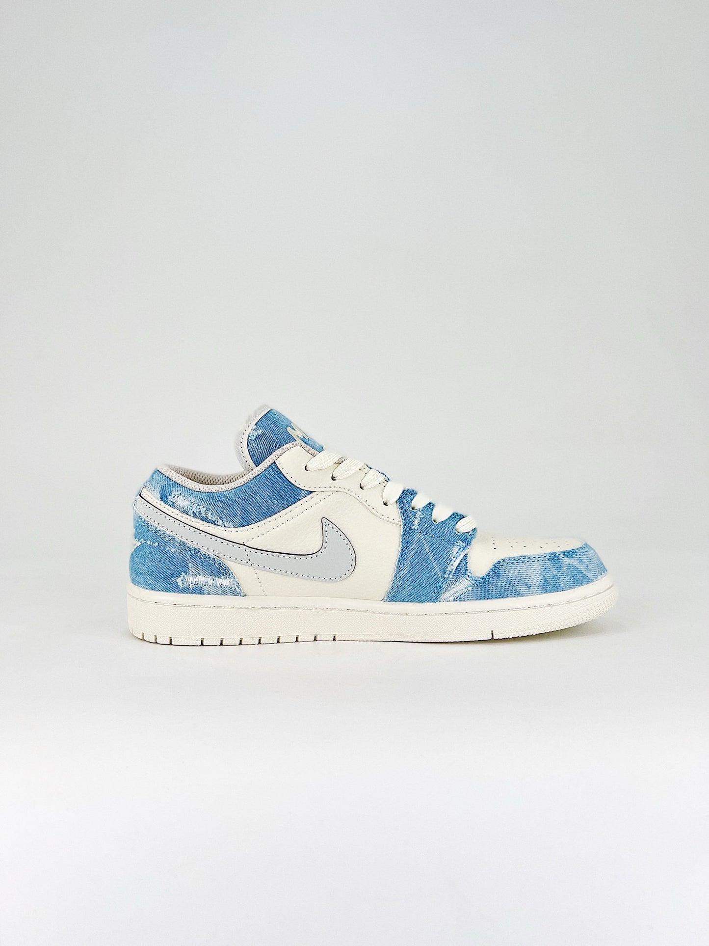 Air Jordan 1 Low Washed Denim