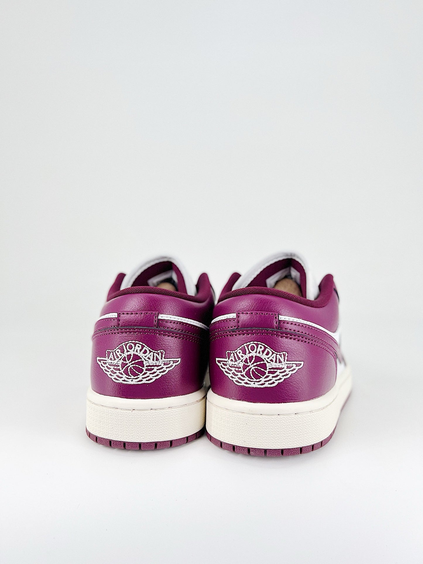 Air Jordan 1 Low Fireberry