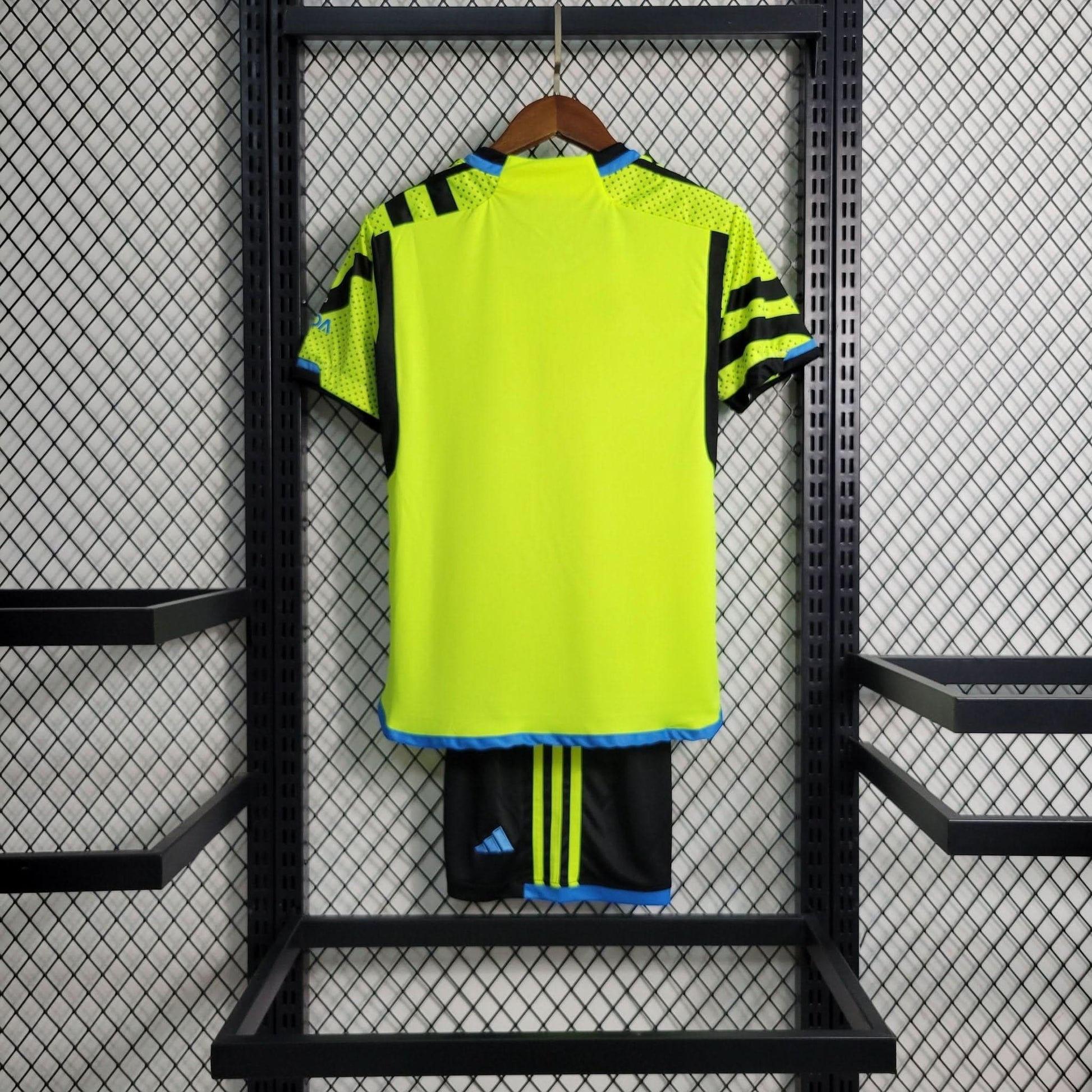Arsenal Away 23/24 Kids Set - TheFutbolistaCloset