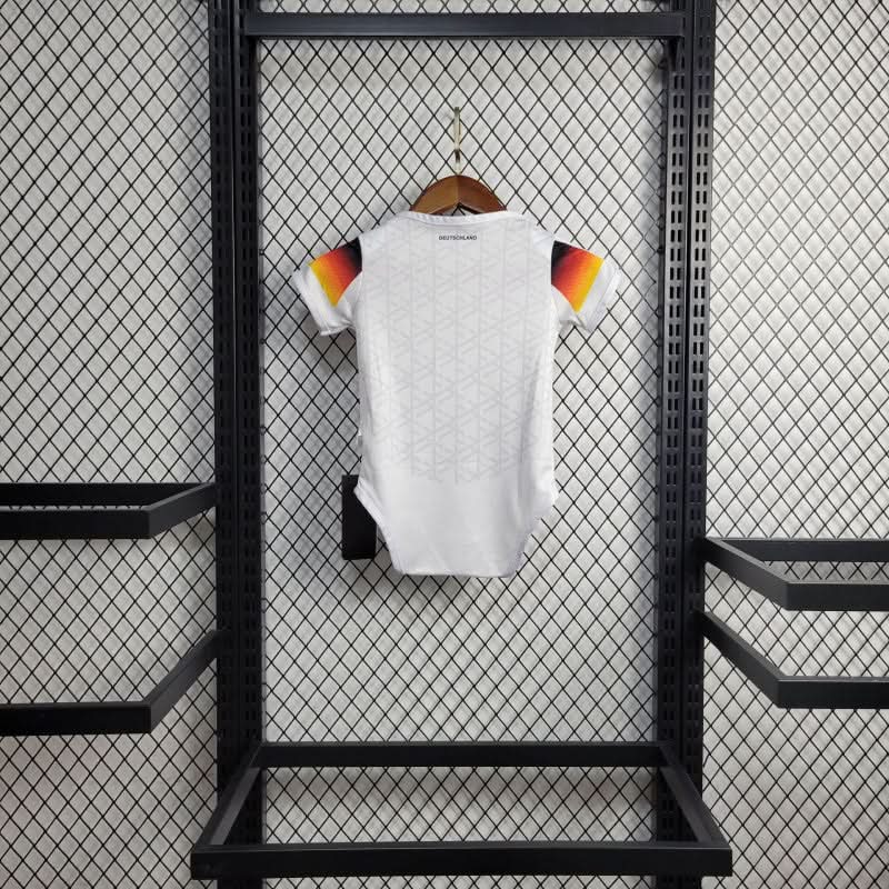 בגד גוף לתינוקות בית נבחרת גרמניה יורו 2024 - TheFutbolistaCloset