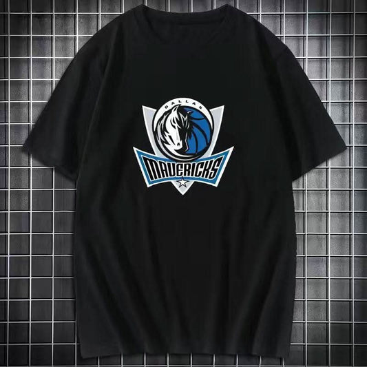 Dallas Mavericks Black T-Shirt - TheFutbolistaCloset