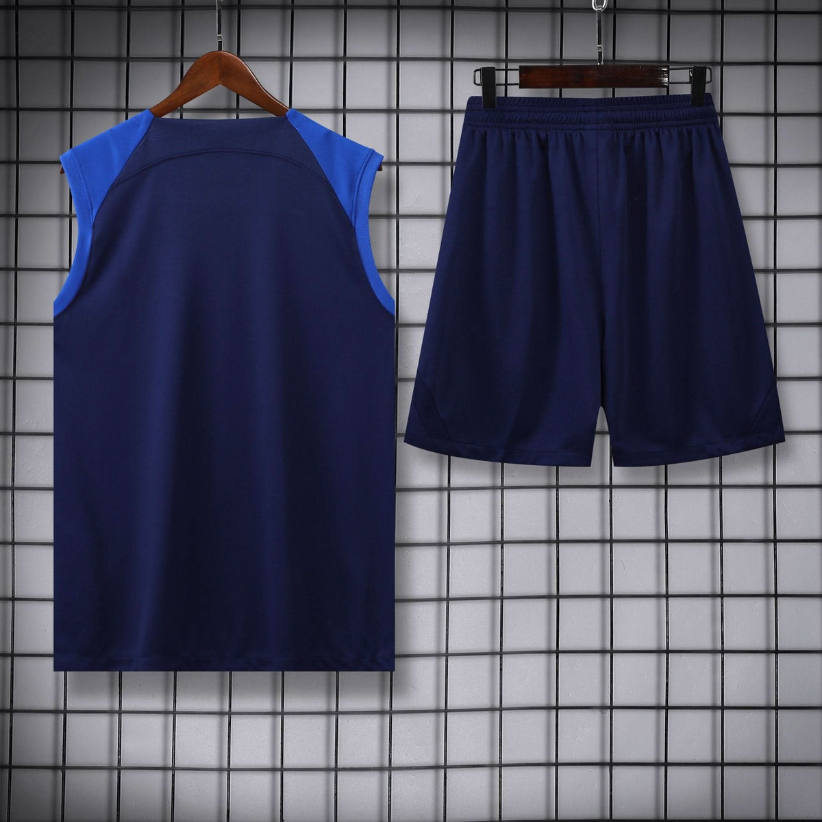 גופיית אימון אל נאסר 23/24 כחולה - TheFutbolistaCloset