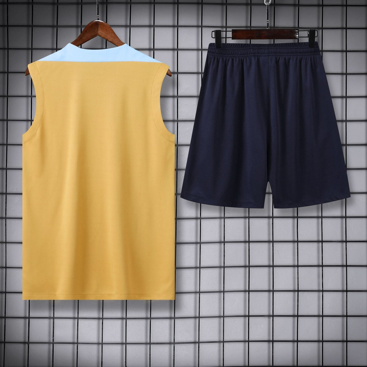 גופיית אימון צרפת זהובה תכלת - TheFutbolistaCloset