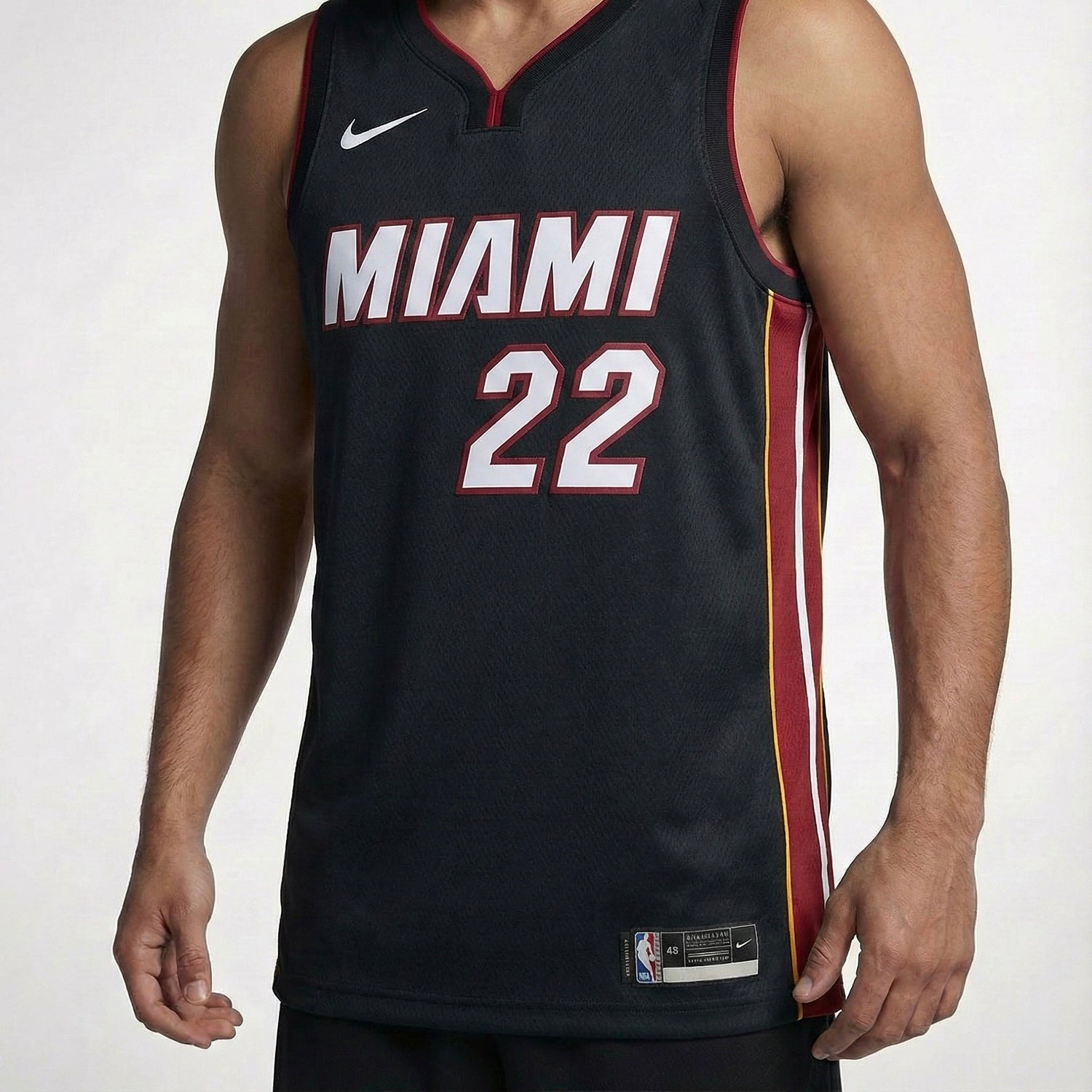 גופיית משחק מיאמי היט שחורה אדומה - TheFutbolistaCloset