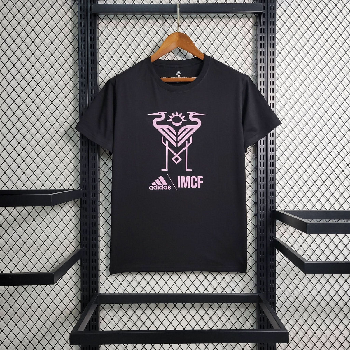 Inter Miami Logo Black T-Shirt - TheFutbolistaCloset