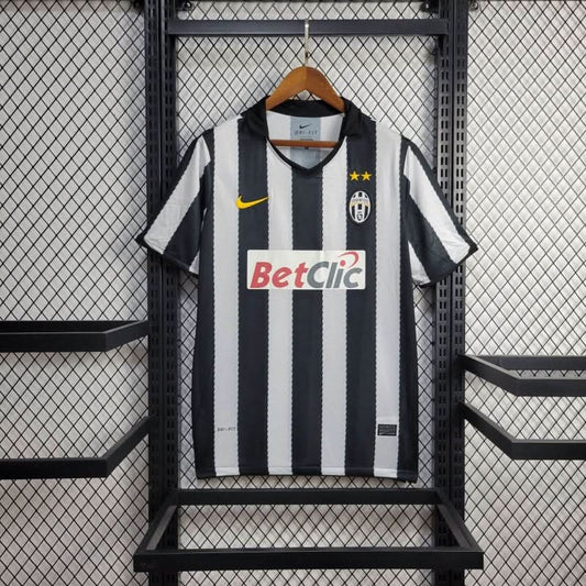 Juventus 10/11 Home Shirt - TheFutbolistaCloset