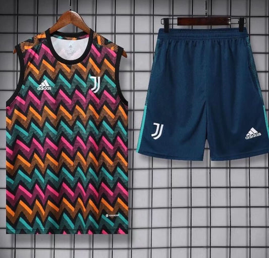 Juventus 22/23 Training Shirt - TheFutbolistaCloset