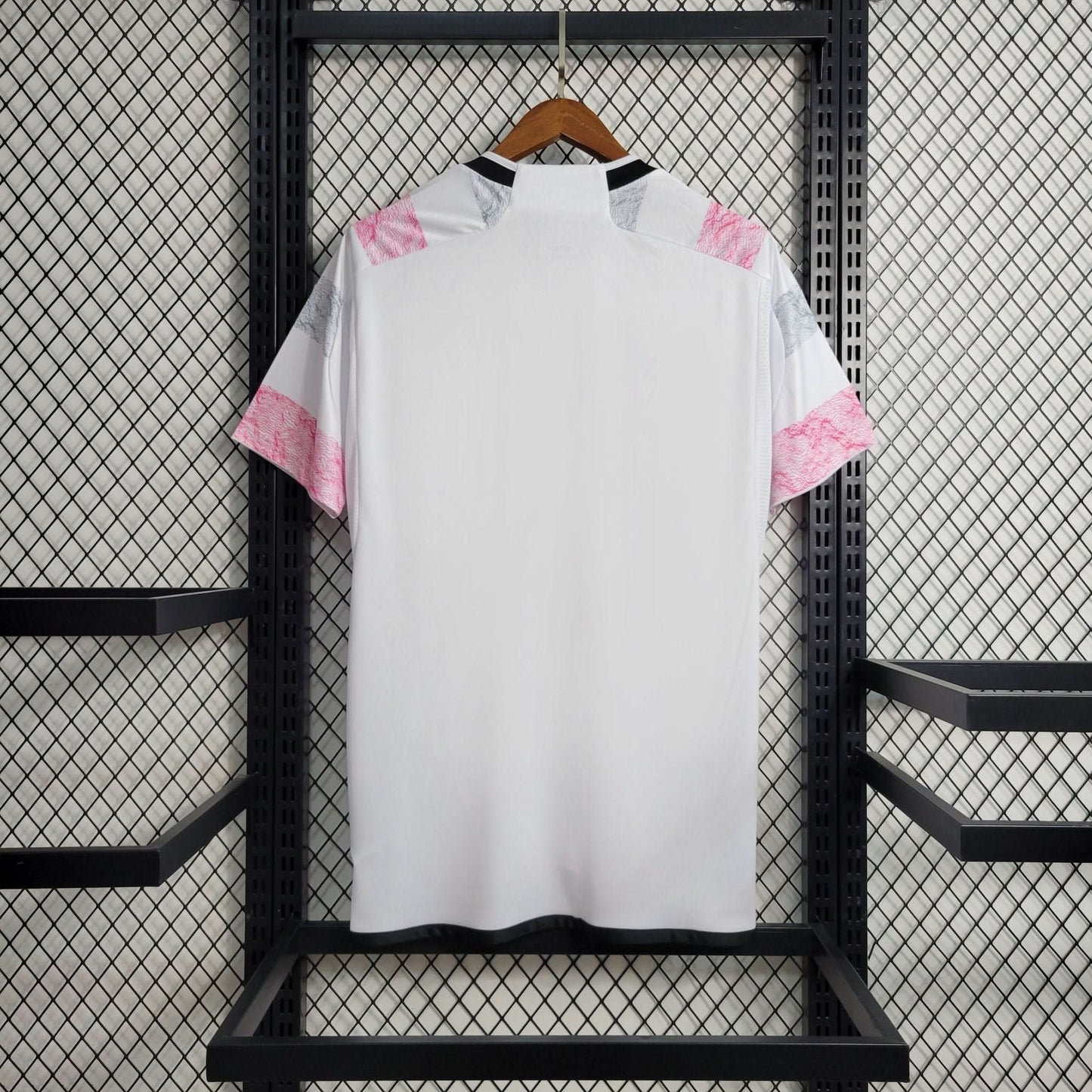 Juventus 23/24 Away Shirt - TheFutbolistaCloset