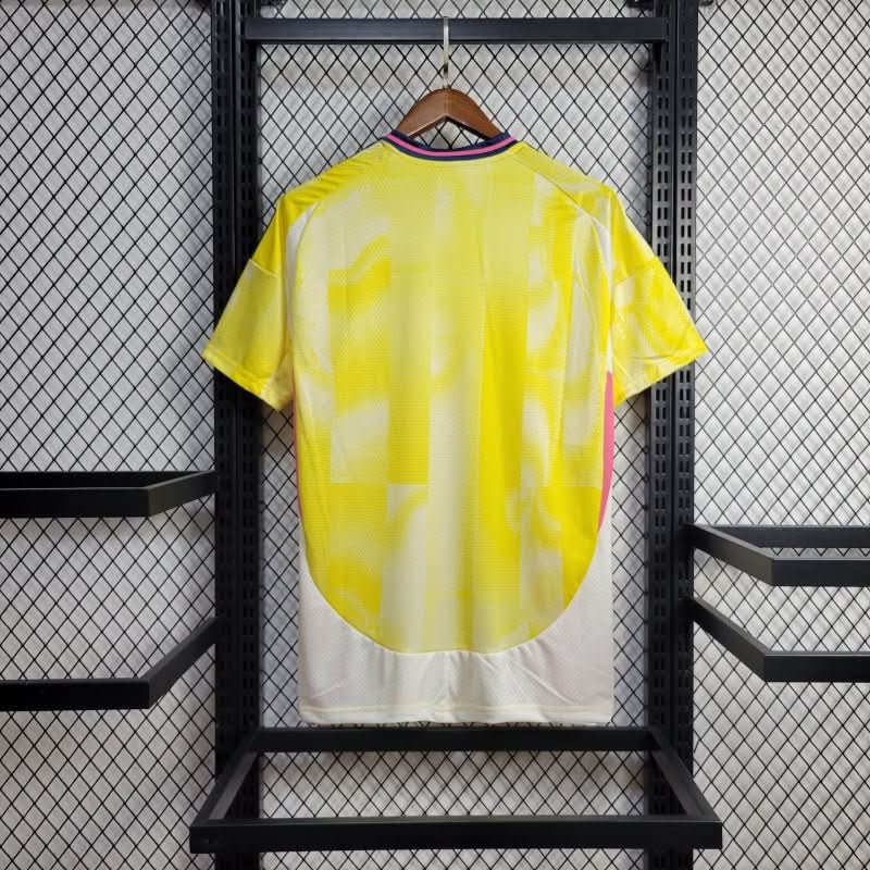 Juventus 24/25 Away Shirt - TheFutbolistaCloset