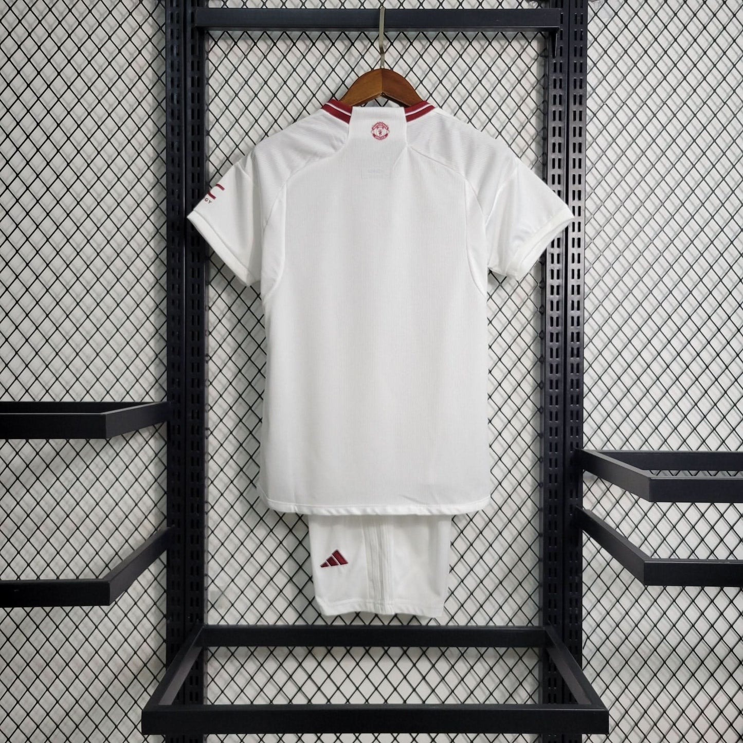 Manchester United 23/24 Third Kids Set - TheFutbolistaCloset