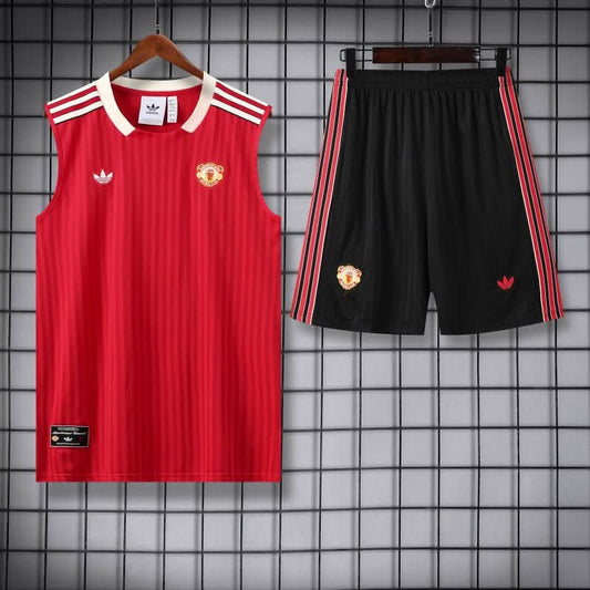 Manchester United 25/26 Red Training Shirt - TheFutbolistaCloset