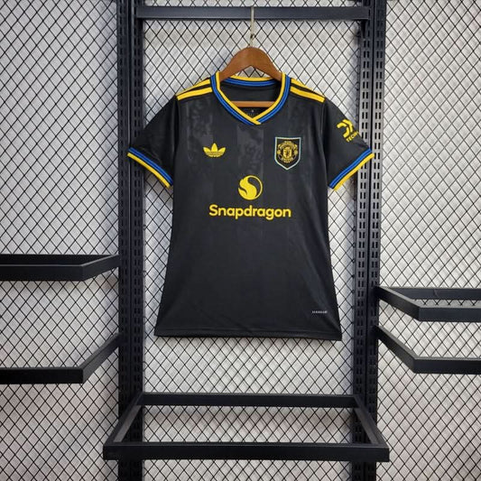 Manchester United 25/26 Third Shirt - TheFutbolistaCloset