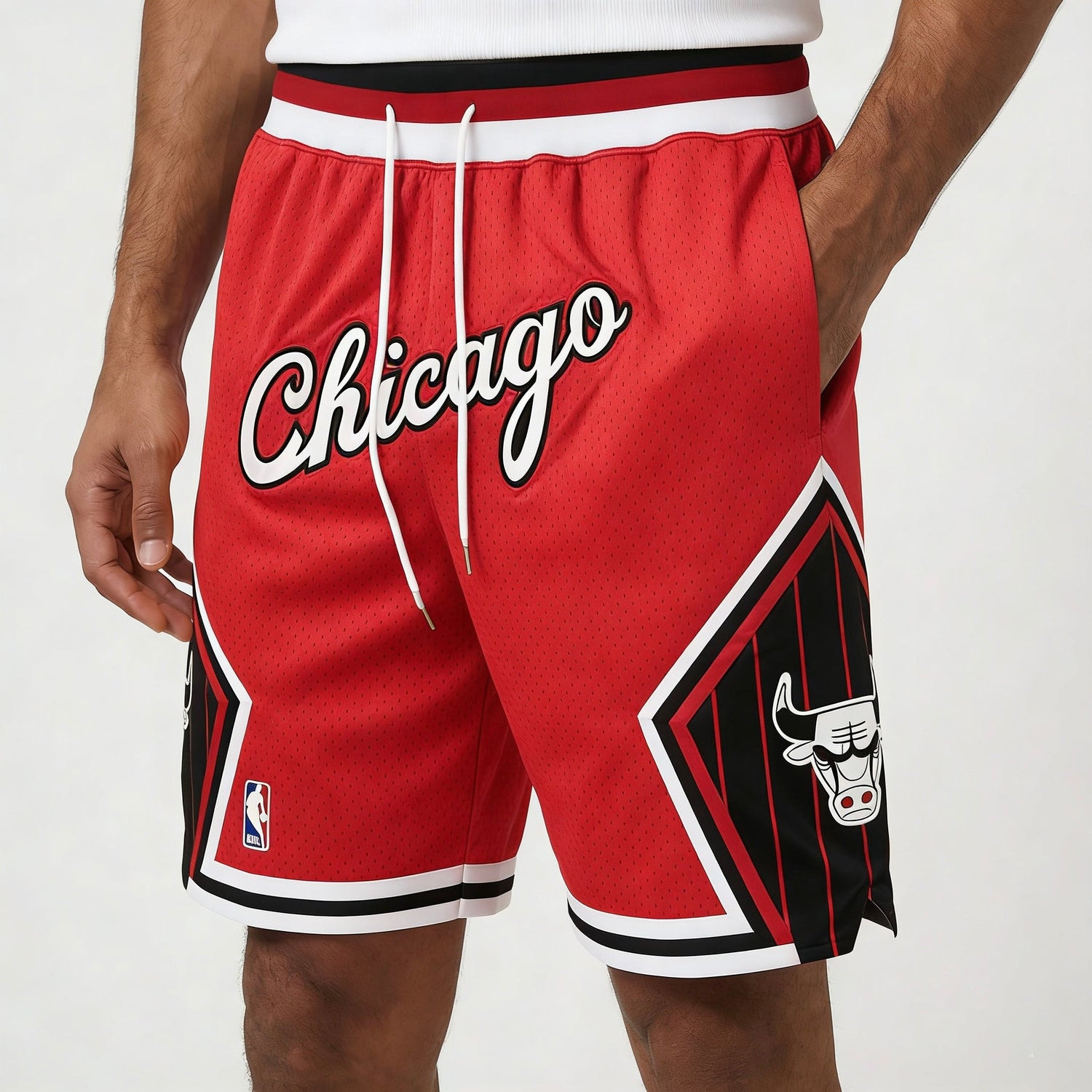 מכנסיי ג׳אסט דון שיקגו בולס בצבע אדום שחור - TheFutbolistaCloset