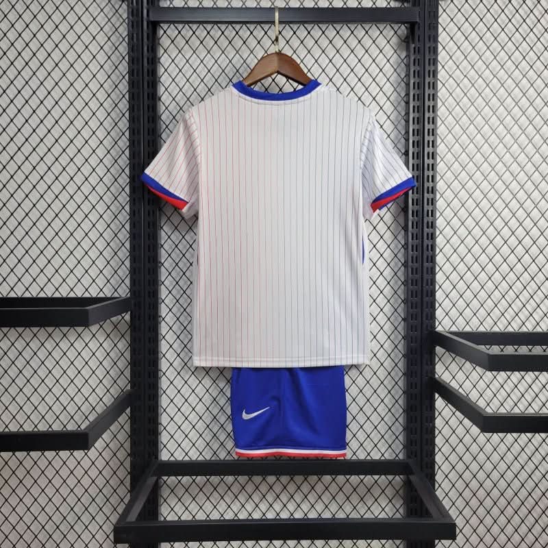 סט ילדים נבחרת צרפת חוץ 2024 - TheFutbolistaCloset