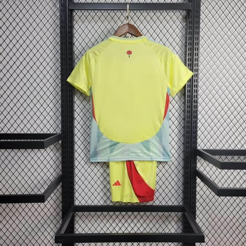 סט ילדים רשמי נבחרת ספרד חוץ 2024 - TheFutbolistaCloset