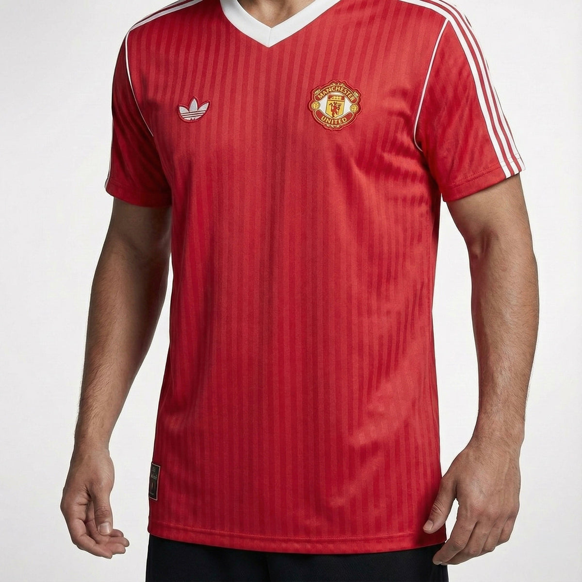 חולצת טי שרט מנצ׳סטר יונייטד | Originals Terrace - TheFutbolistaCloset