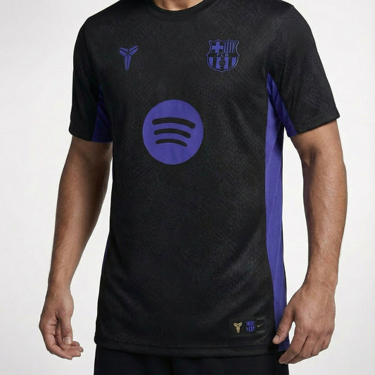 חולצת חימום ברצלונה x קובי בראיינט 25/26 - TheFutbolistaCloset