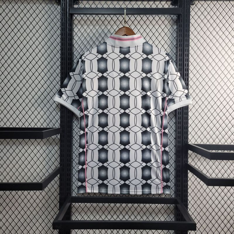 חולצת יובנטוס | Originals LFSTLR - TheFutbolistaCloset