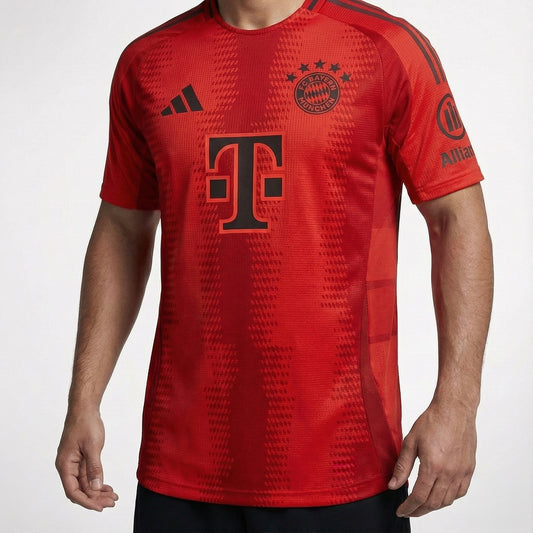 חולצת משחק באיירן מינכן בית 24/25 - TheFutbolistaCloset