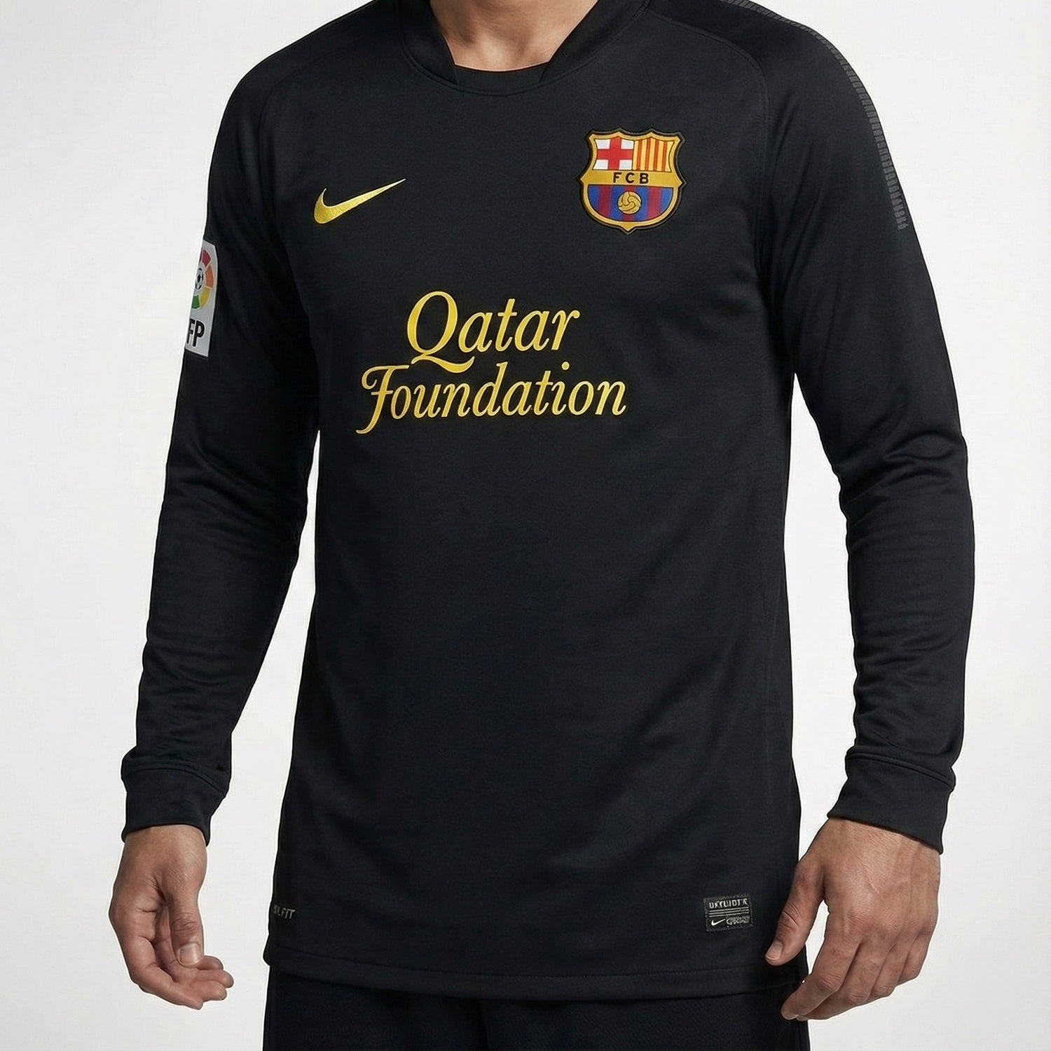 חולצת משחק ברצלונה חוץ 11/12 שרוול ארוך - TheFutbolistaCloset