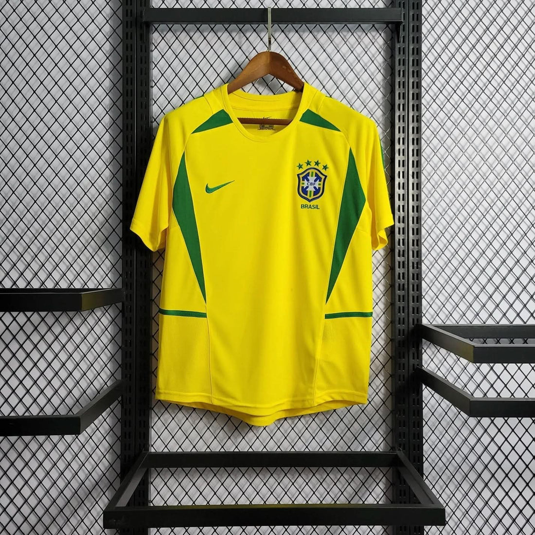 חולצת משחק ברזיל בית 2002 - TheFutbolistaCloset