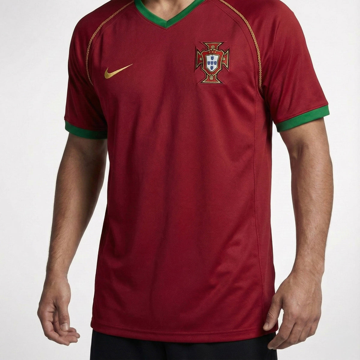 חולצת משחק רשמית פורטוגל בית 2006 - TheFutbolistaCloset