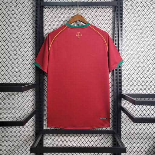 חולצת משחק פורטוגל בית 2006 - TheFutbolistaCloset