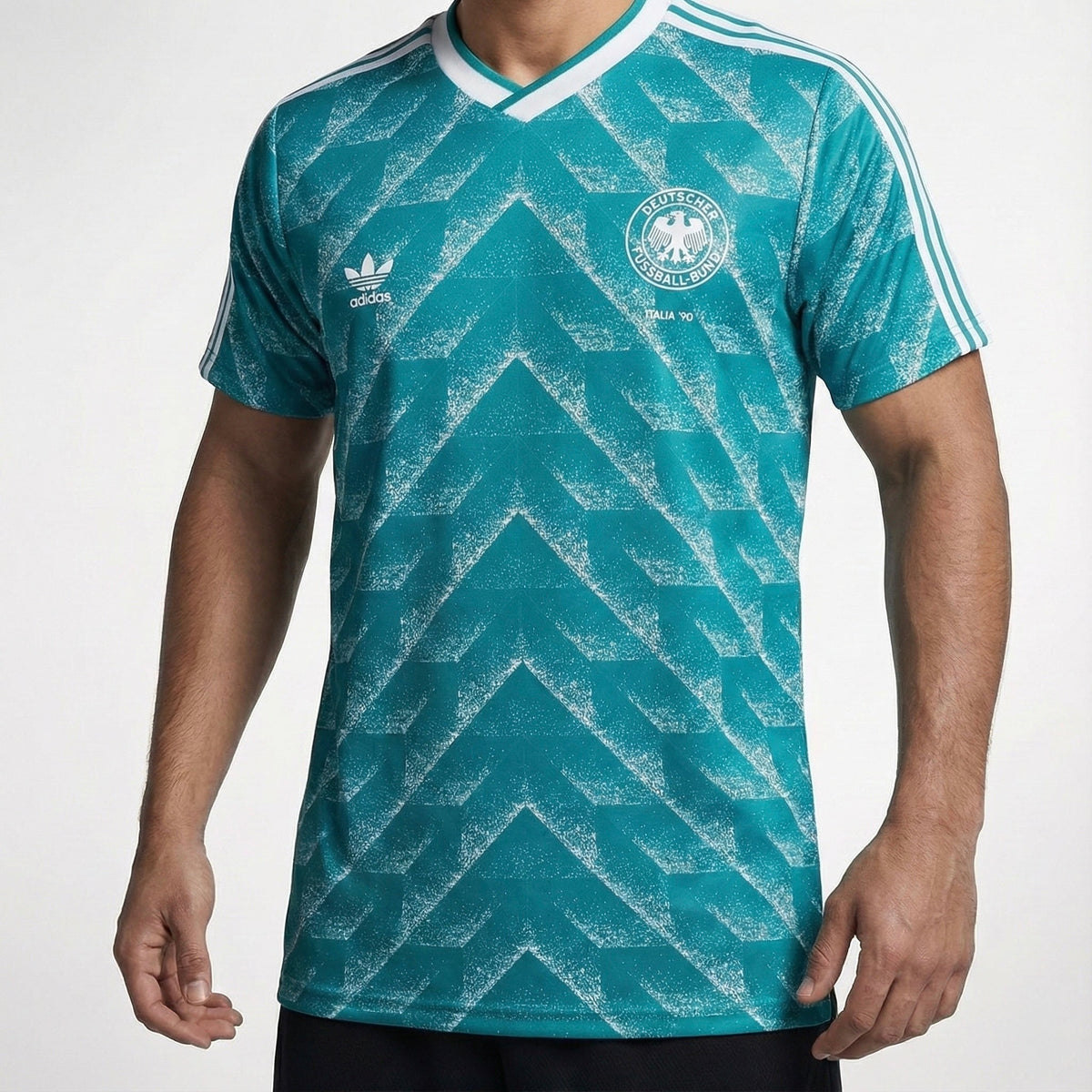 חולצת משחק רשמית גרמניה חוץ 1990 - TheFutbolistaCloset