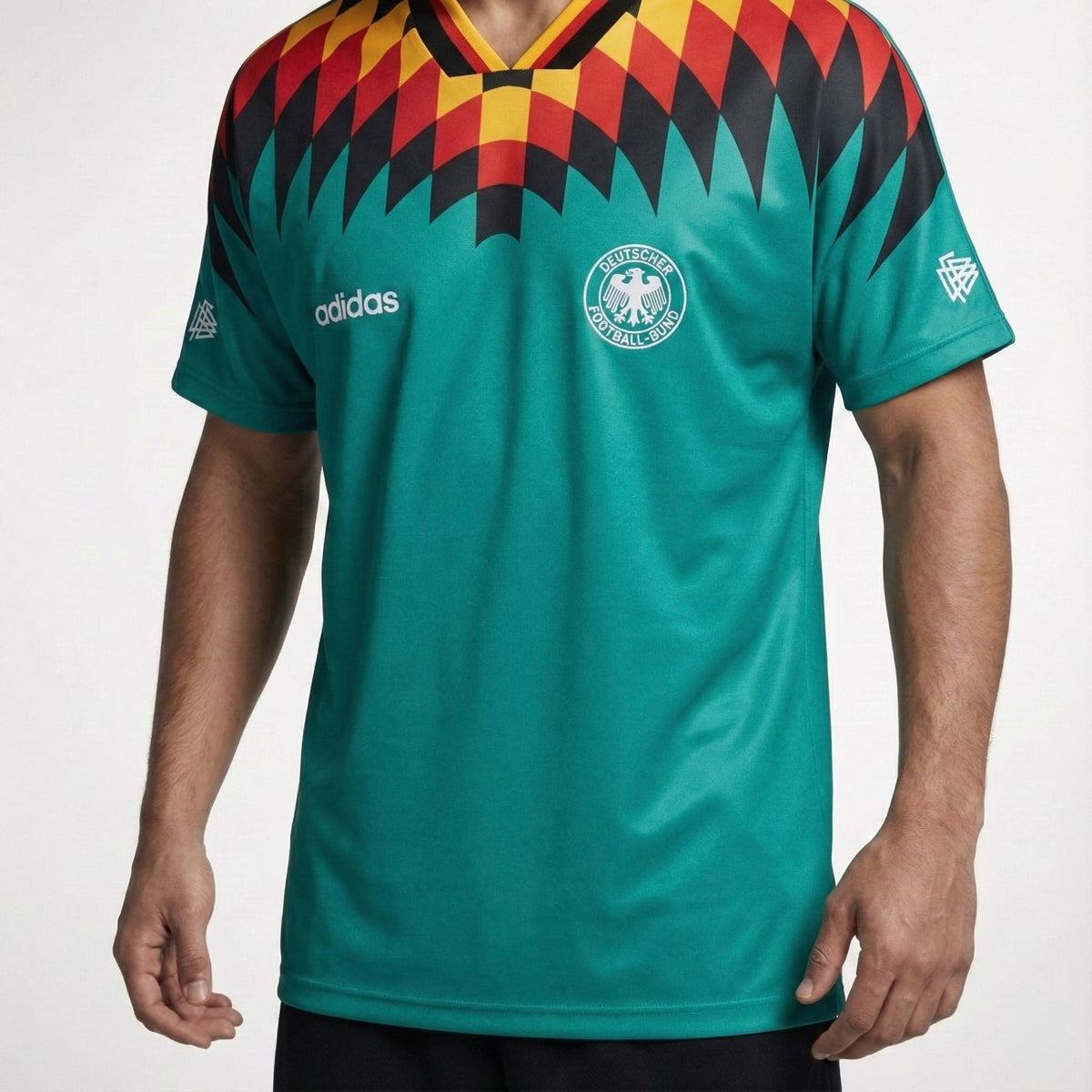 חולצת משחק רשמית גרמניה חוץ 1994 - TheFutbolistaCloset