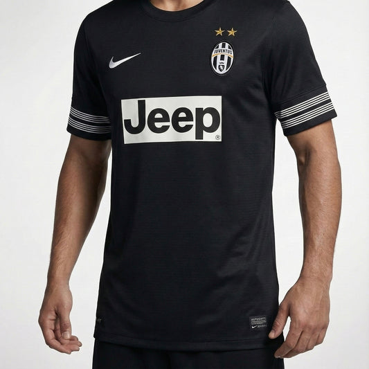 חולצת משחק יובנטוס חוץ 12/13 - TheFutbolistaCloset