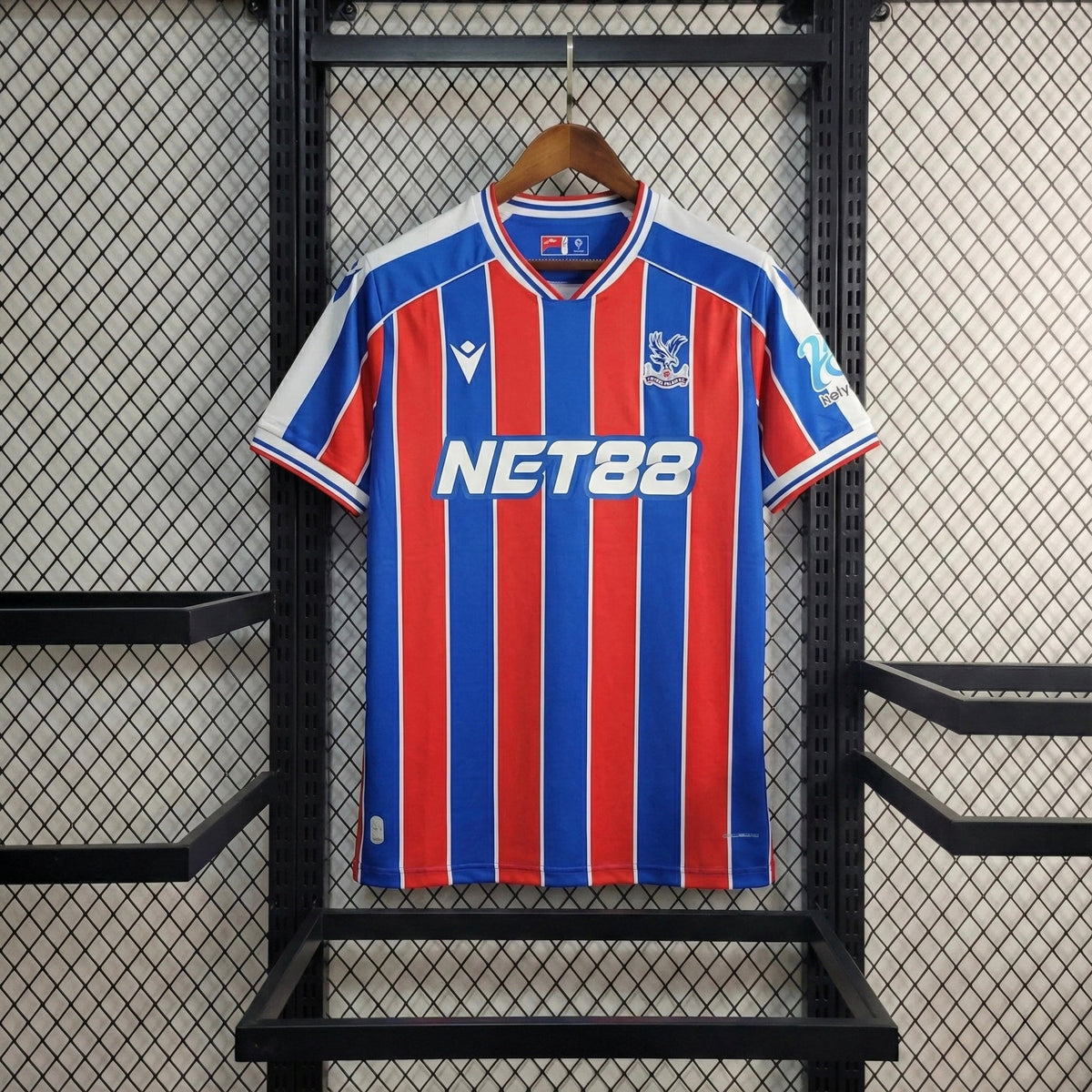 חולצת משחק רשמית קריסטל פאלאס בית 25/26 - TheFutbolistaCloset