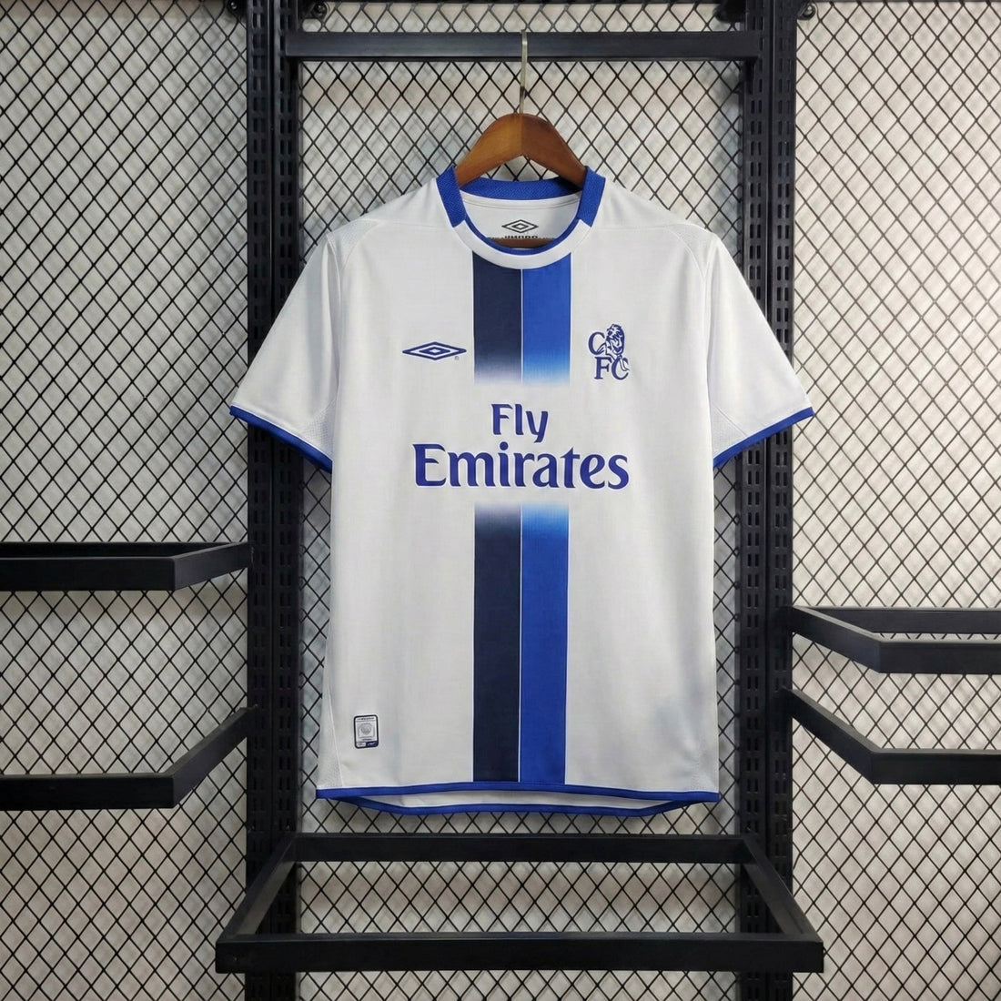 חולצת משחק צ׳לסי חוץ 04/05 - TheFutbolistaCloset