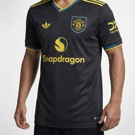 חולצת משחק רשמית מנצ׳סטר יונייטד שלישית 25/26 - TheFutbolistaCloset