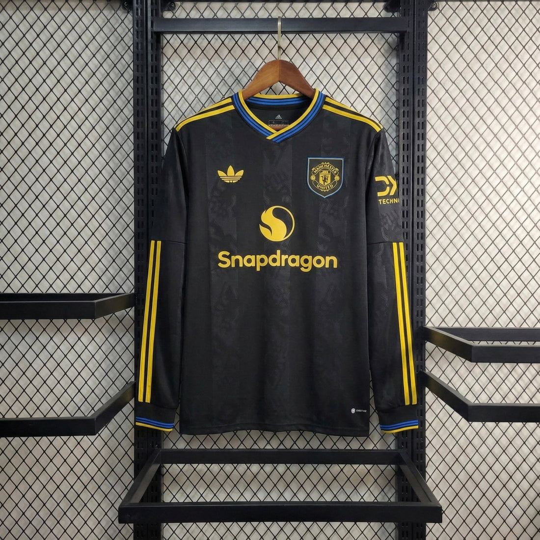 חולצת משחק מנצ׳סטר יונייטד שלישית 25/26 שרוול ארוך - TheFutbolistaCloset