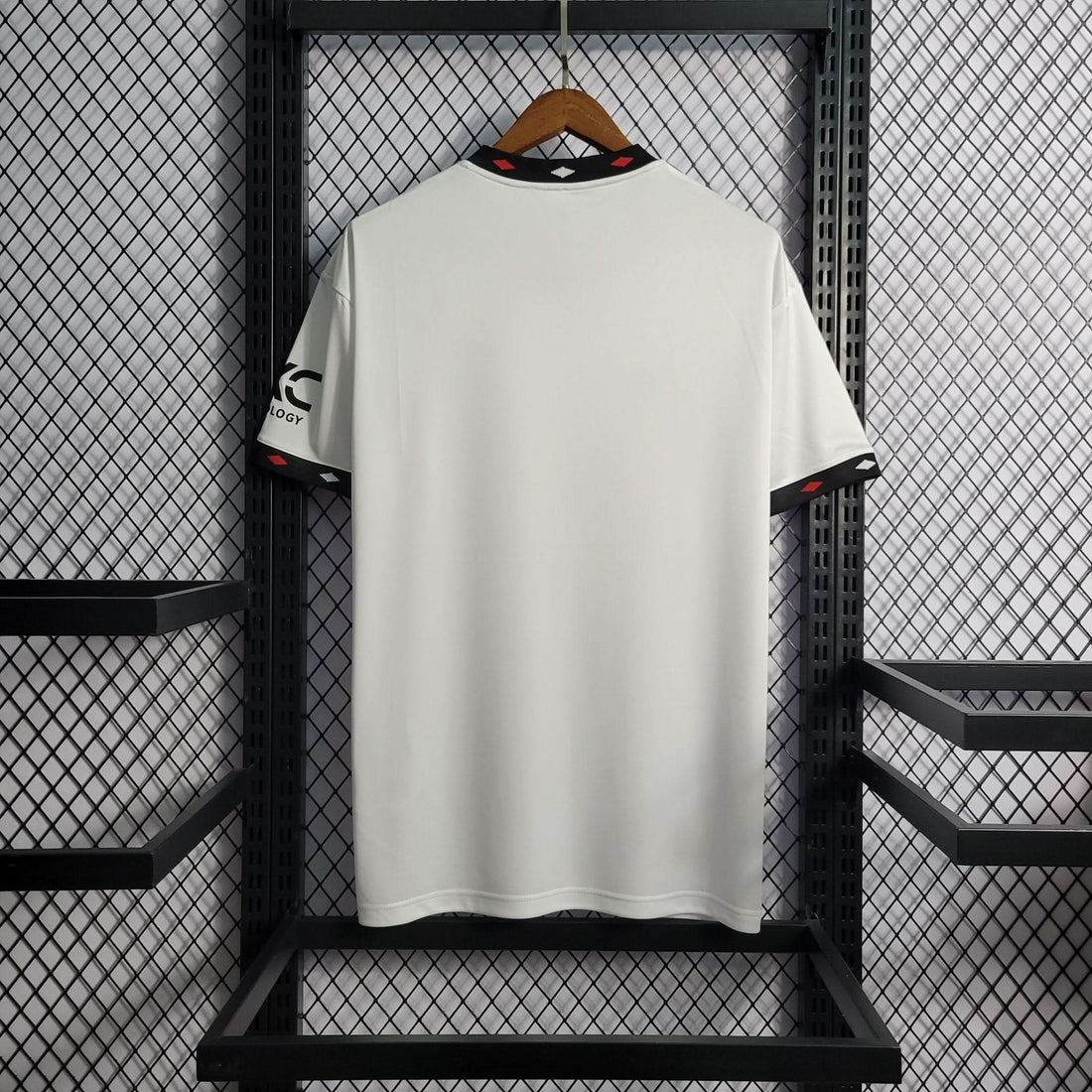 חולצת משחק מנצ׳סטר יונייטד חוץ 22/23 - TheFutbolistaCloset