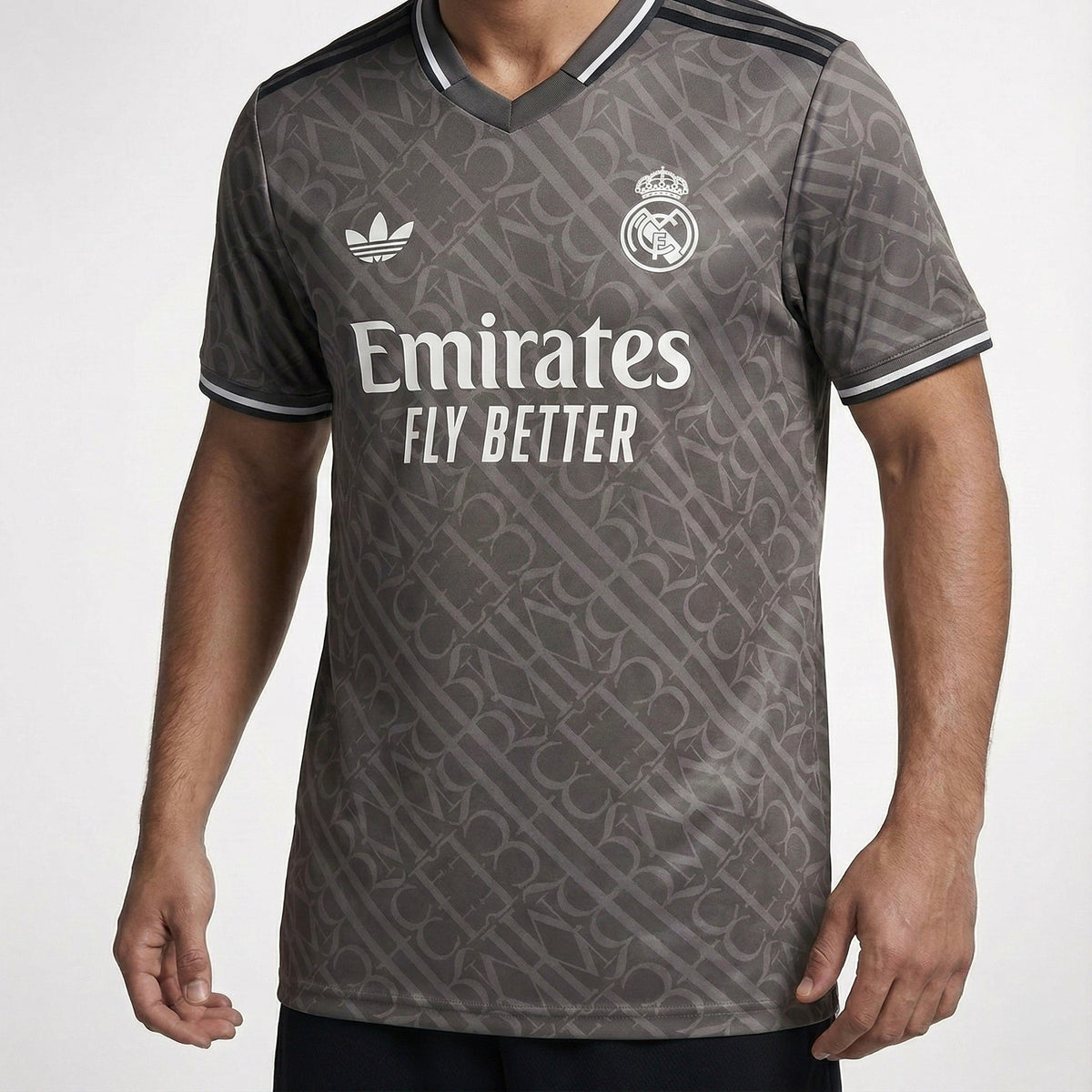 חולצת משחק רשמית ריאל מדריד שלישית 24/25 - TheFutbolistaCloset