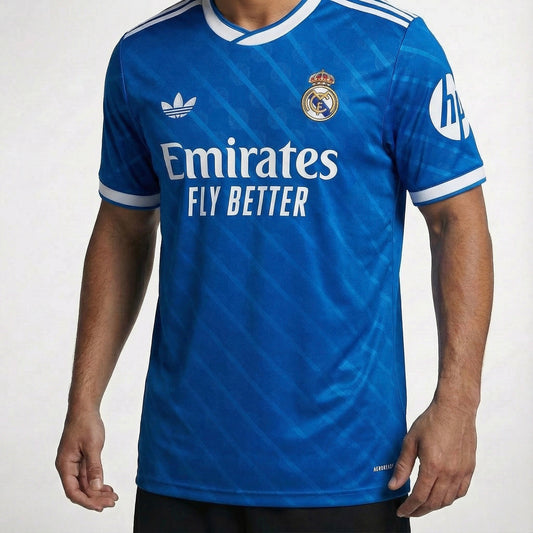 חולצת משחק רשמית ריאל מדריד שלישית 25/26 - TheFutbolistaCloset