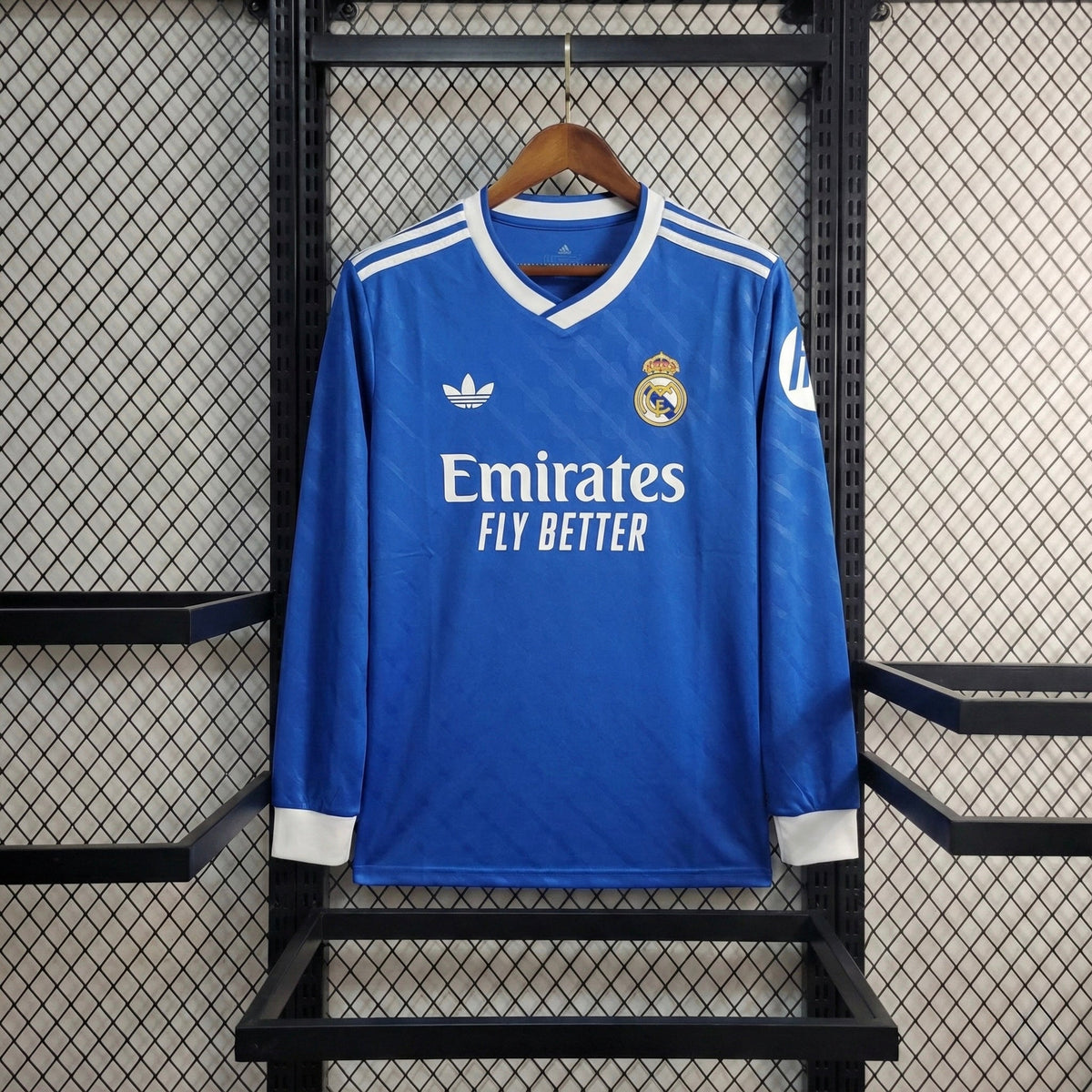 חולצת משחק רשמית ריאל מדריד שלישית 25/26 שרוול ארוך - TheFutbolistaCloset