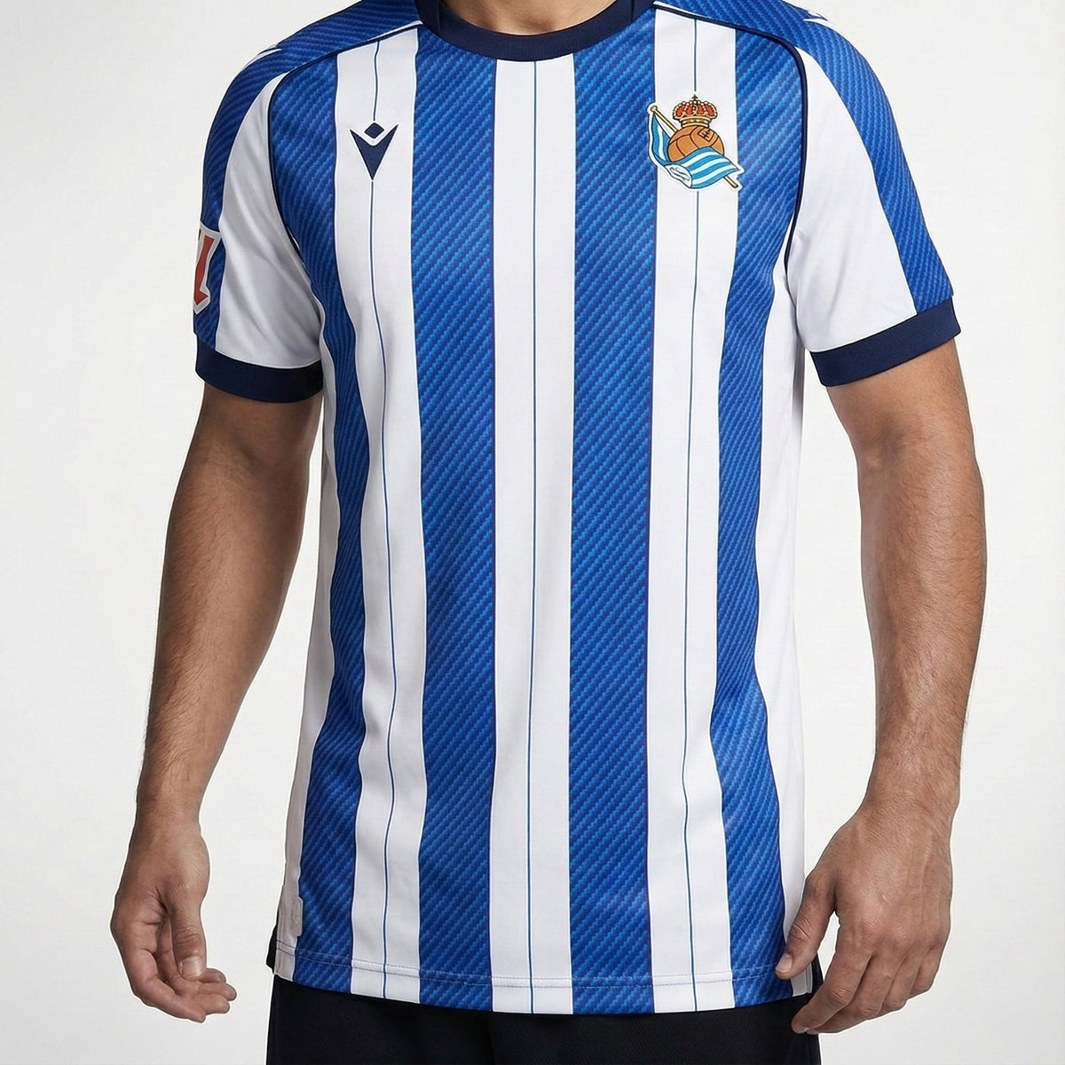 חולצת משחק רשמית ריאל סוסיאדד בית 25/26 - TheFutbolistaCloset